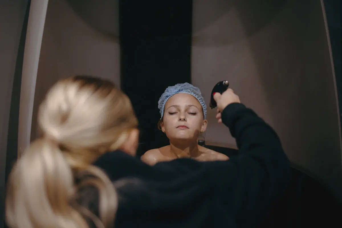 3 - Miss Vogue 3 15 - 9311b9e6-033d-4cba-bfe9-feaf061f34b2